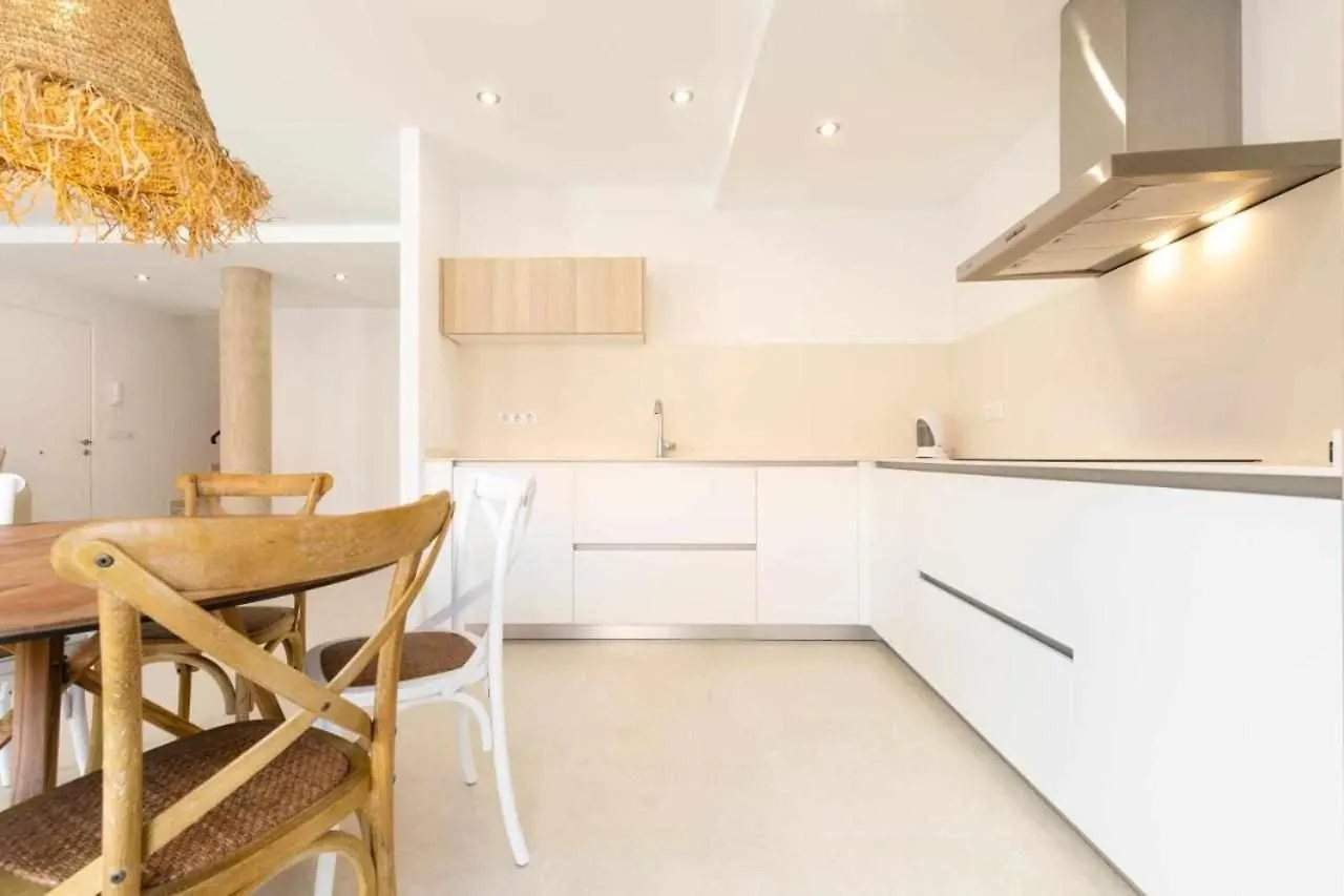 Roses Casc Antic Sl Sabater 5 Apartman