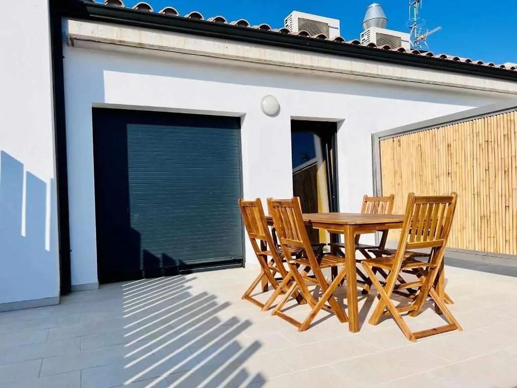 Roses Casc Antic Sl Sabater 5 Apartman Spanyolország